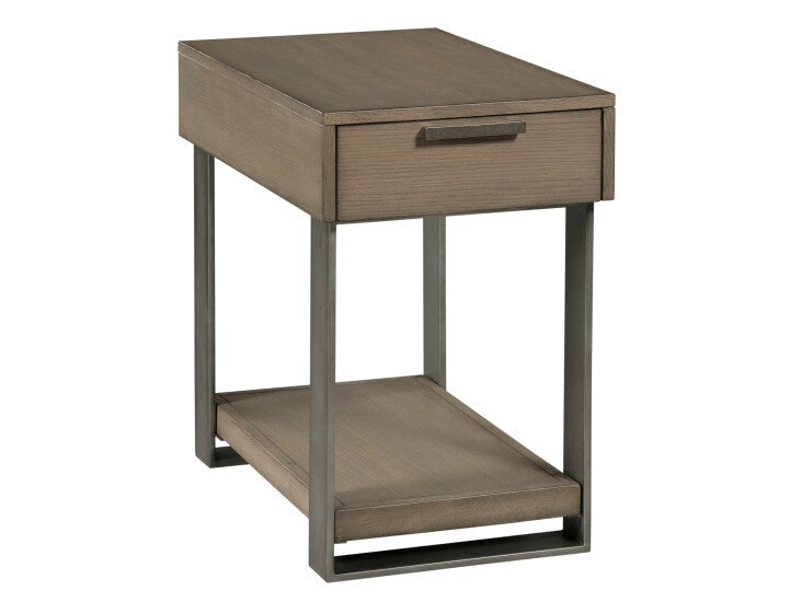 Hammary Stella Chairside Table